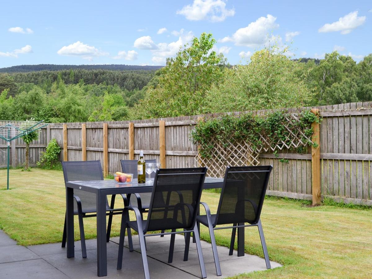 Villa Stags Neuk Aviemore Exterior foto